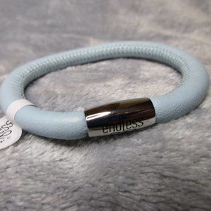 Endless Single Light Blue Silver Clasp Leather Bracelet By JLO 7 inch NEW A30